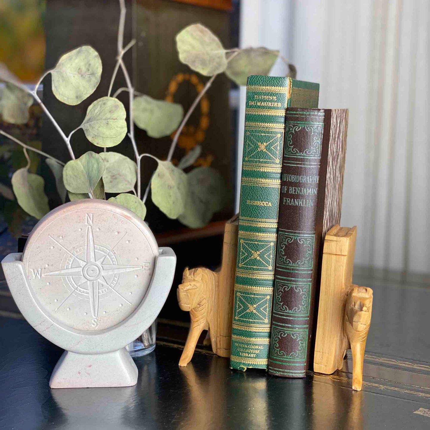 compass-soapstone-sculpture-light-gray-stone