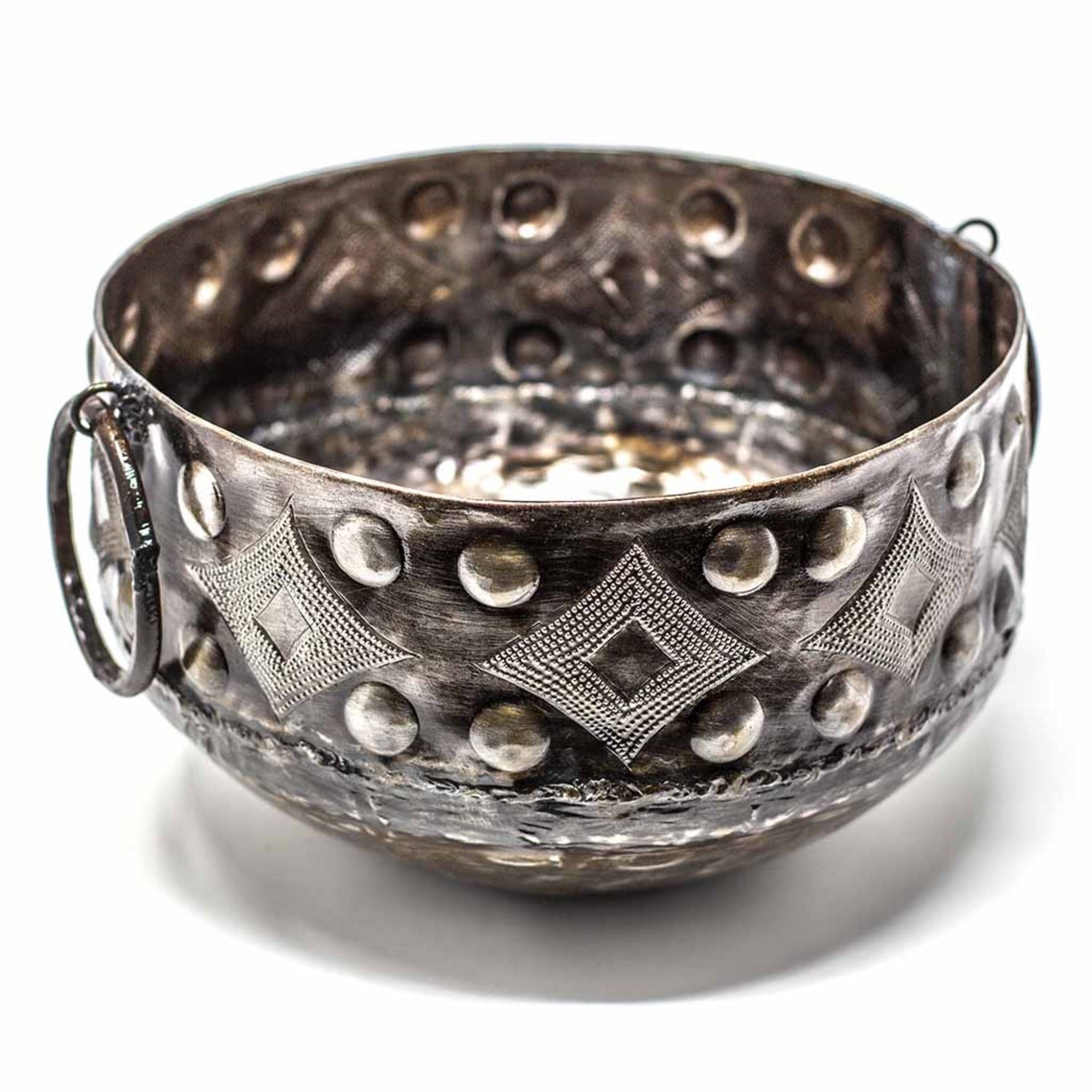 large-hammered-metal-container-with-round-handles-croix-des-bouquets