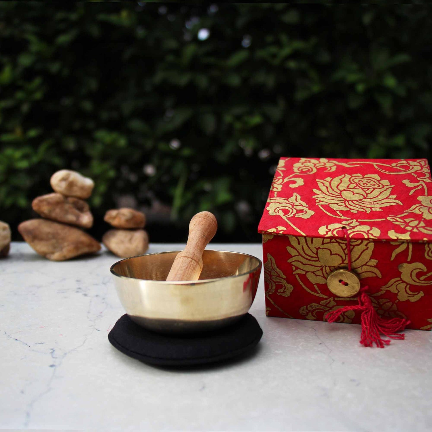 meditation-bowl-box-3-red-lotus-dzi-meditation