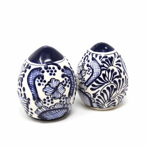 encantada-handmade-pottery-spice-shakers-blue-flower