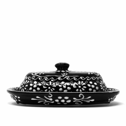 encantada-handmade-pottery-butter-dish-black-white