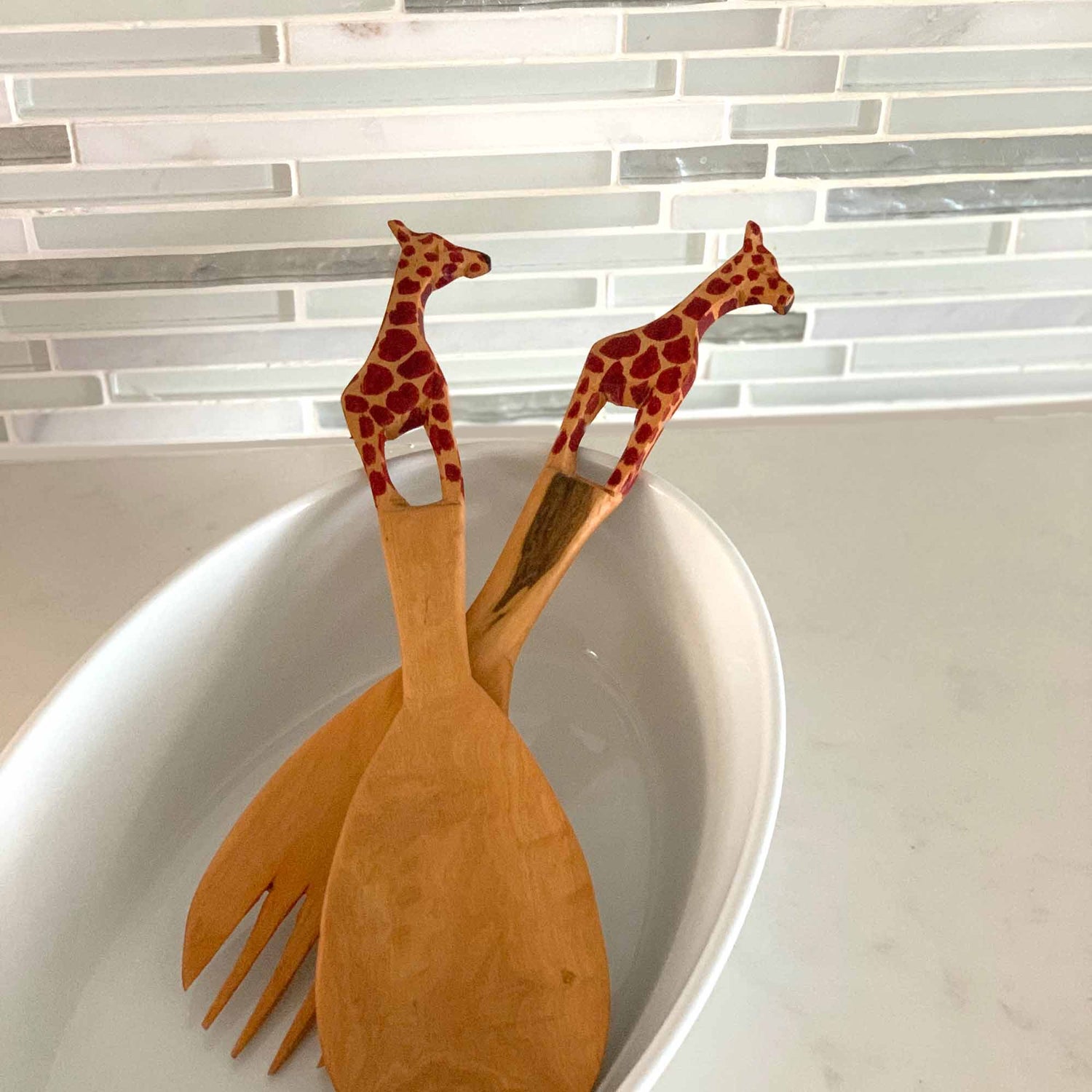 giraffe-salad-serving-set