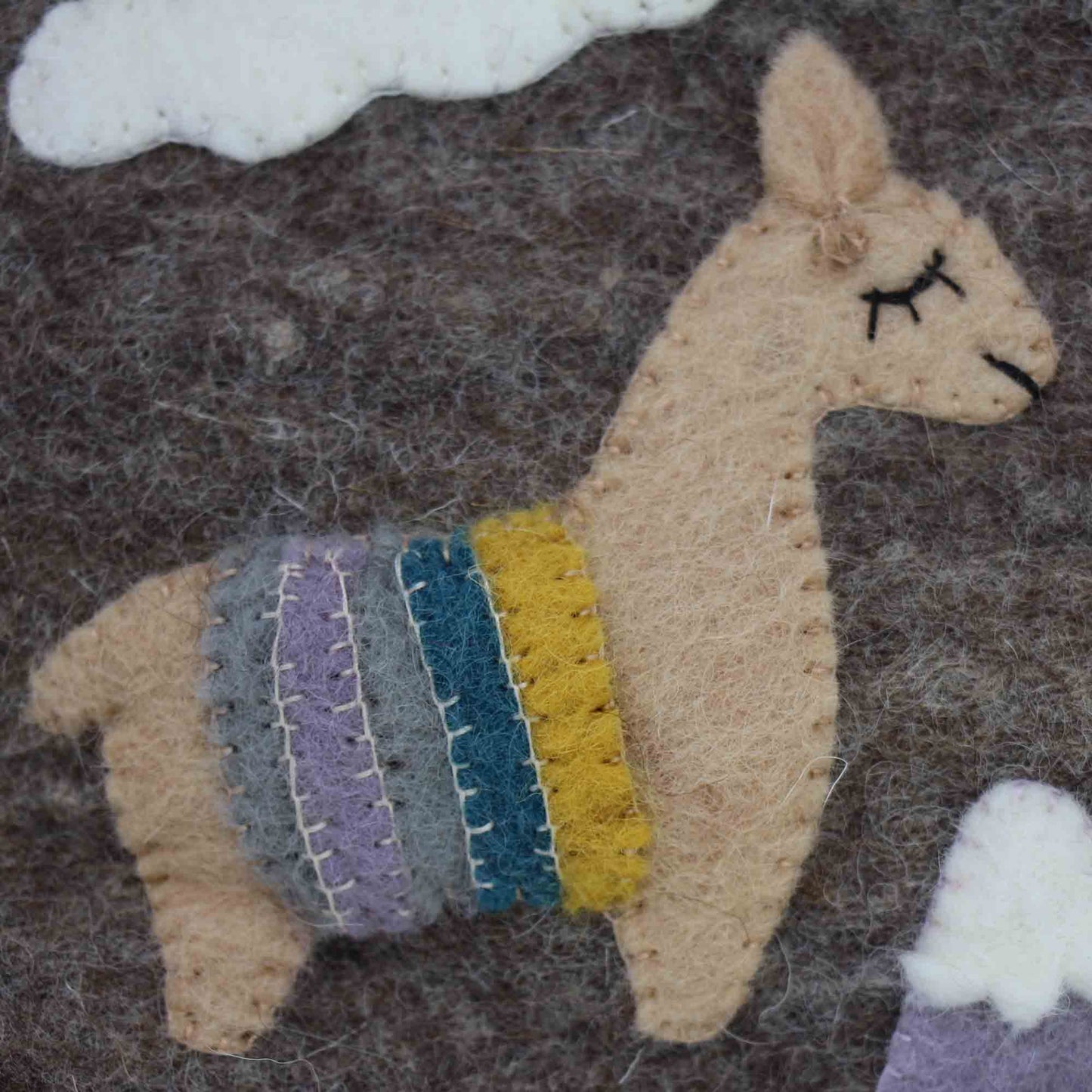 hand-crafted-felt-llama-pouch