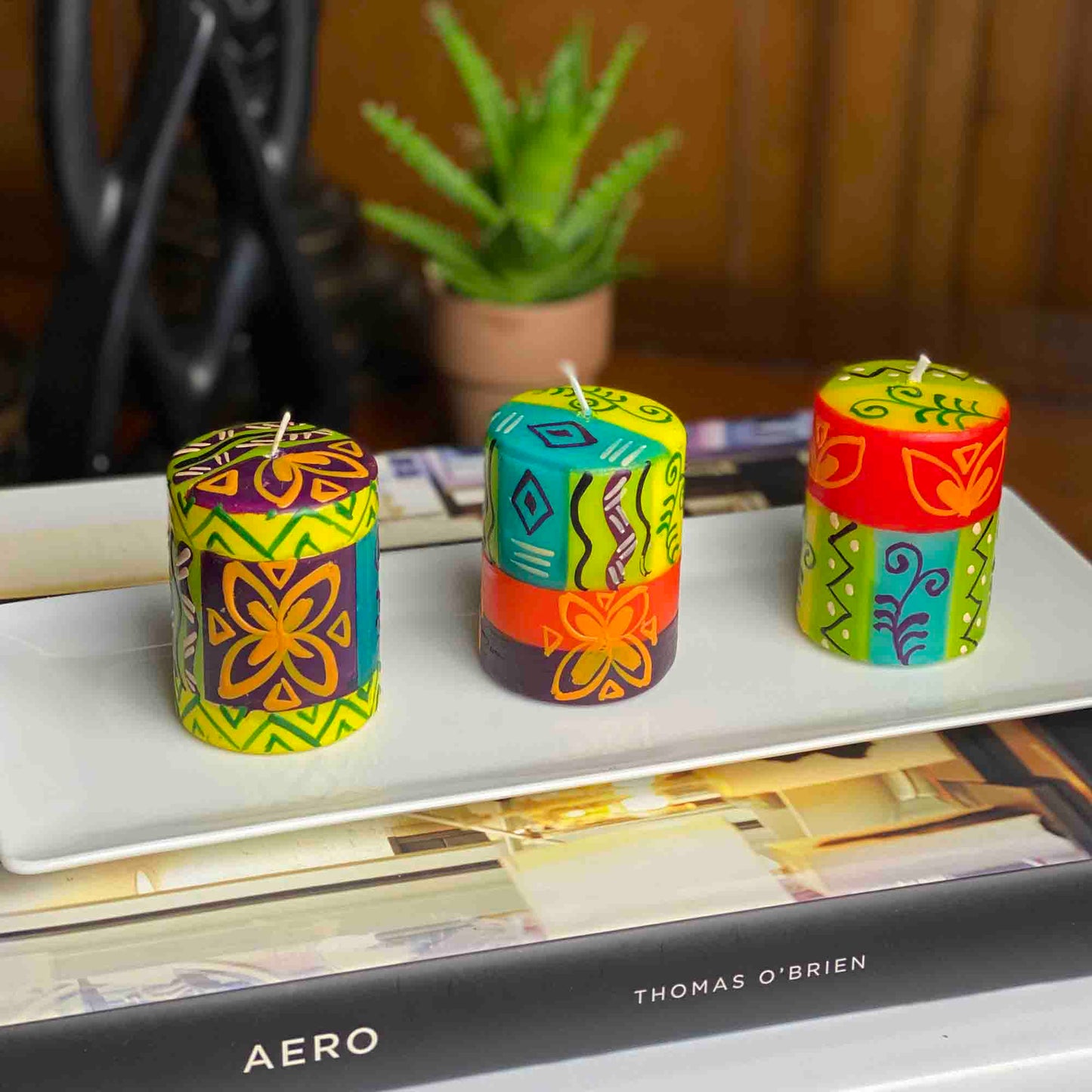 set-of-three-boxed-hand-painted-candles-matuko-design-nobunto