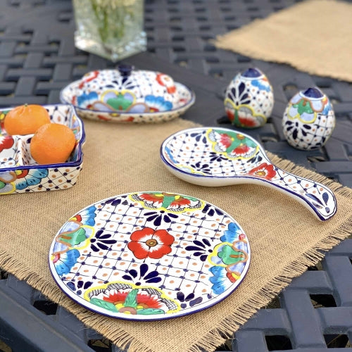 handmade-pottery-spoon-rest-dots-flowers-encantada