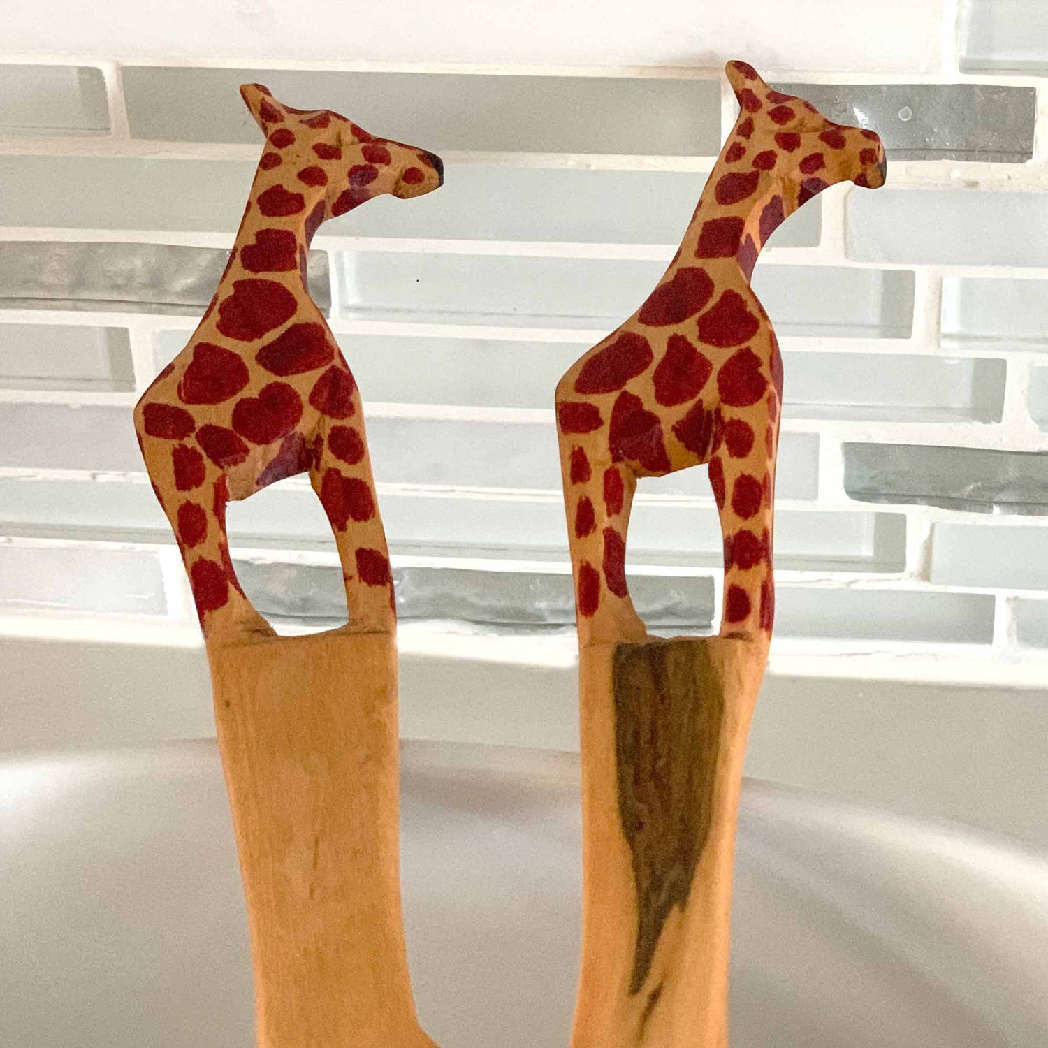 giraffe-salad-serving-set