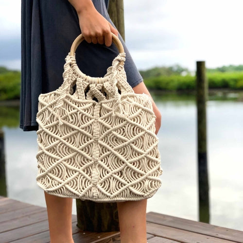 macrame-bag-with-wooden-handle