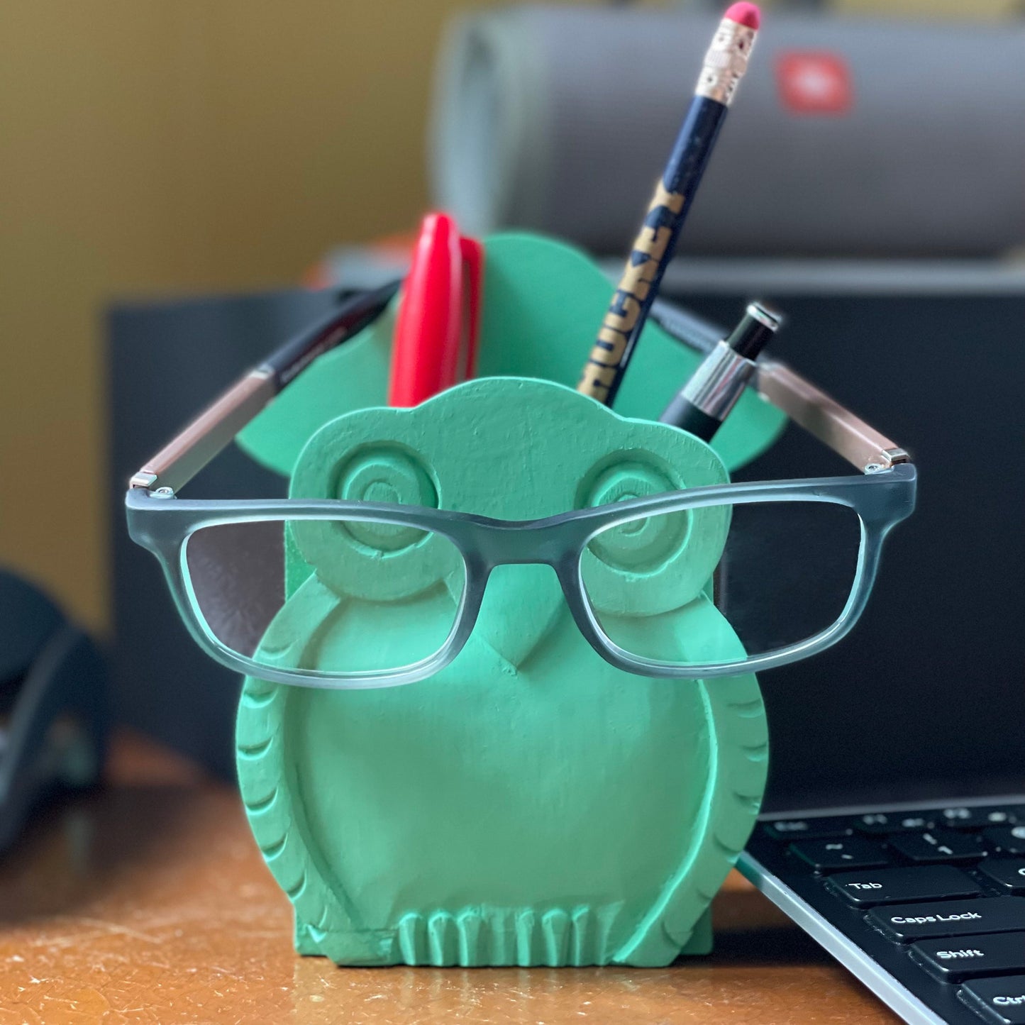 mr-owl-eyeglass-stand-pen-holder-combo