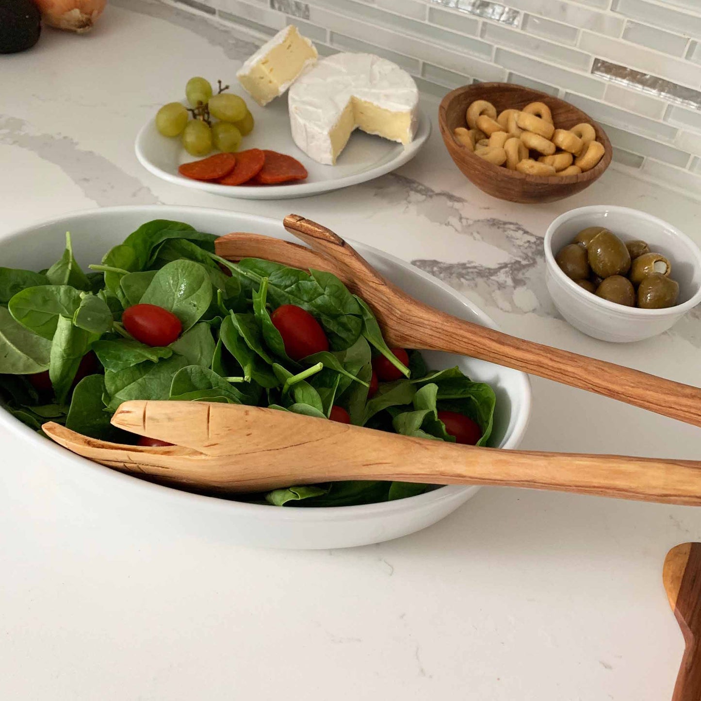 giant-17-inch-hands-salad-servers-jedando-handicrafts