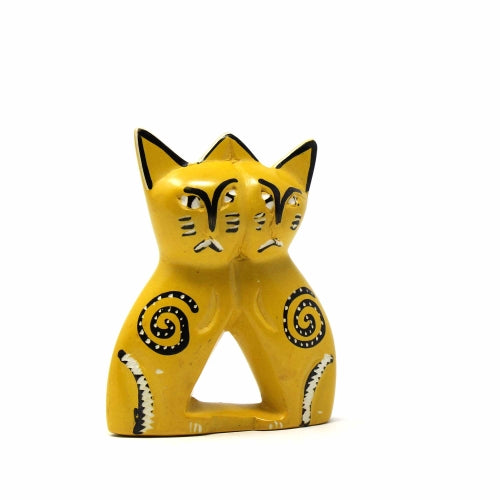 handcrafted-4-inch-soapstone-love-cats-sculpture-in-yellow-smolart
