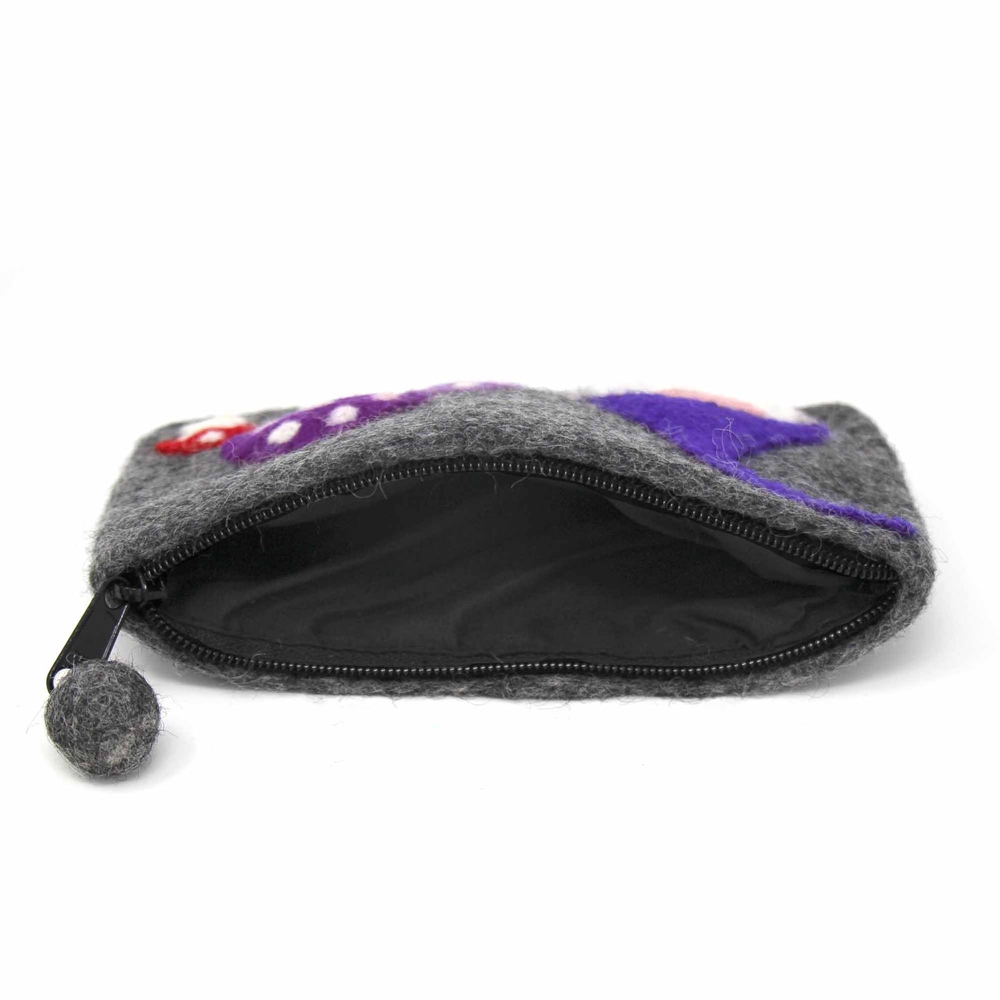 hand-crafted-felt-gnome-and-mushroom-pouch