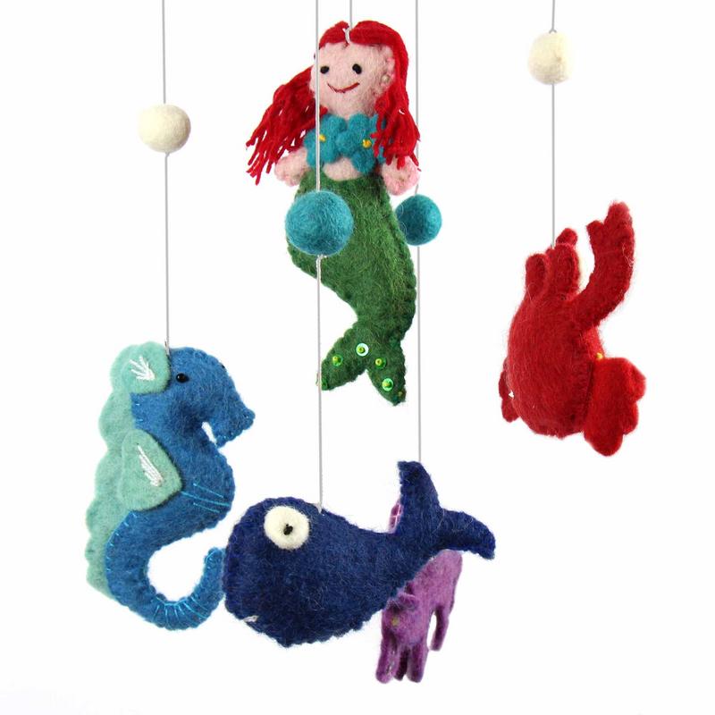 felt-mermaid-mobile