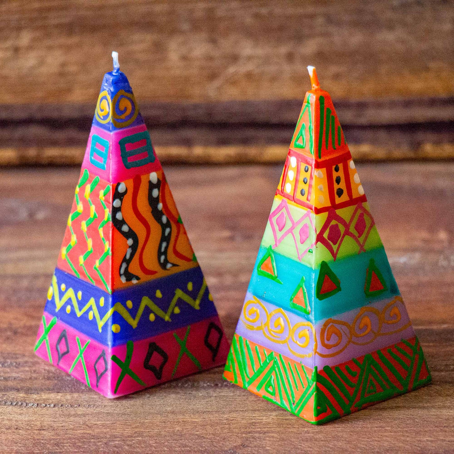 pyramid-candles-boxed-set-of-2-shahida-design